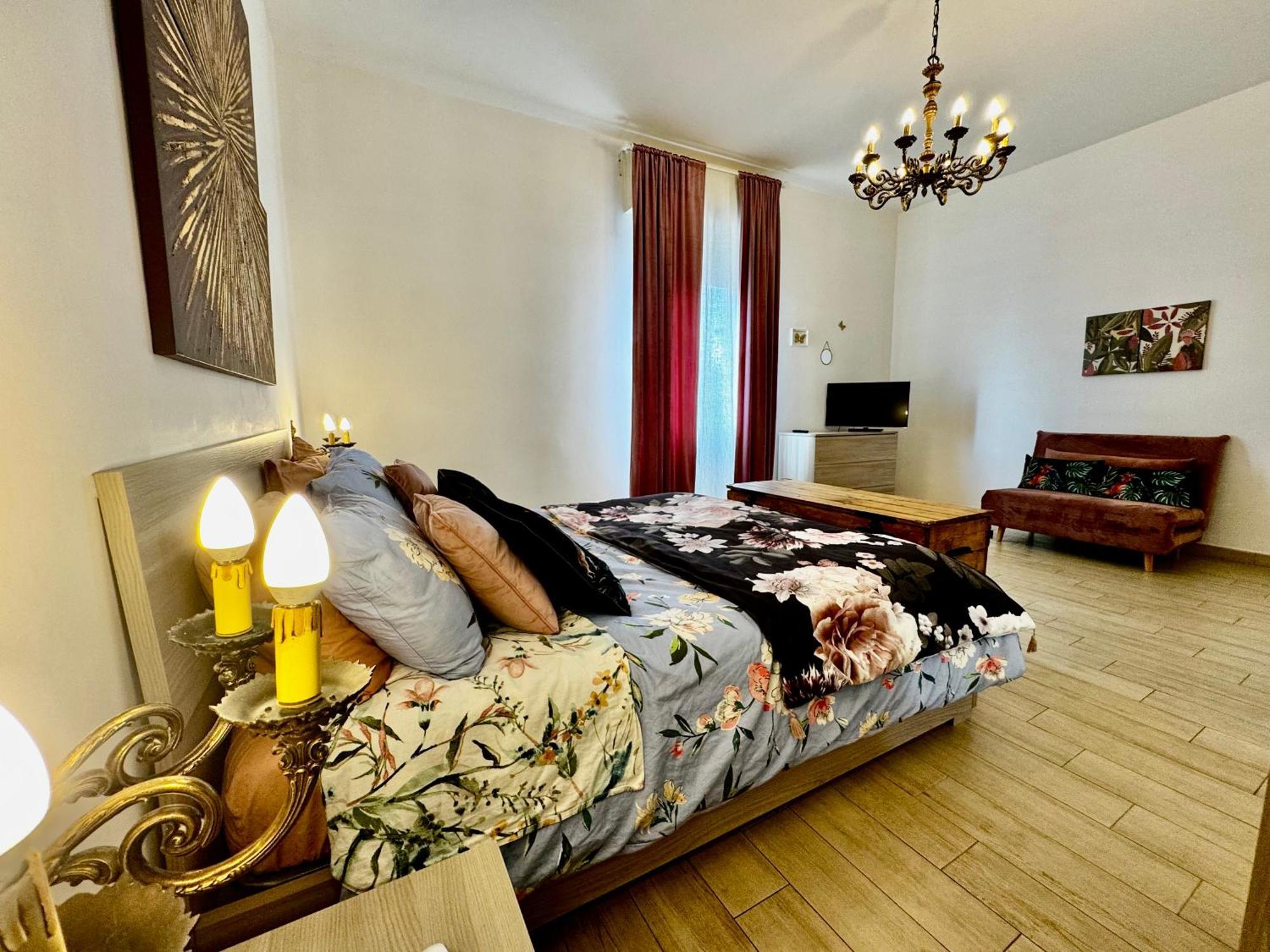 Апартаменты La Casa Di Sarah Aspetta Voi Неаполь Экстерьер фото