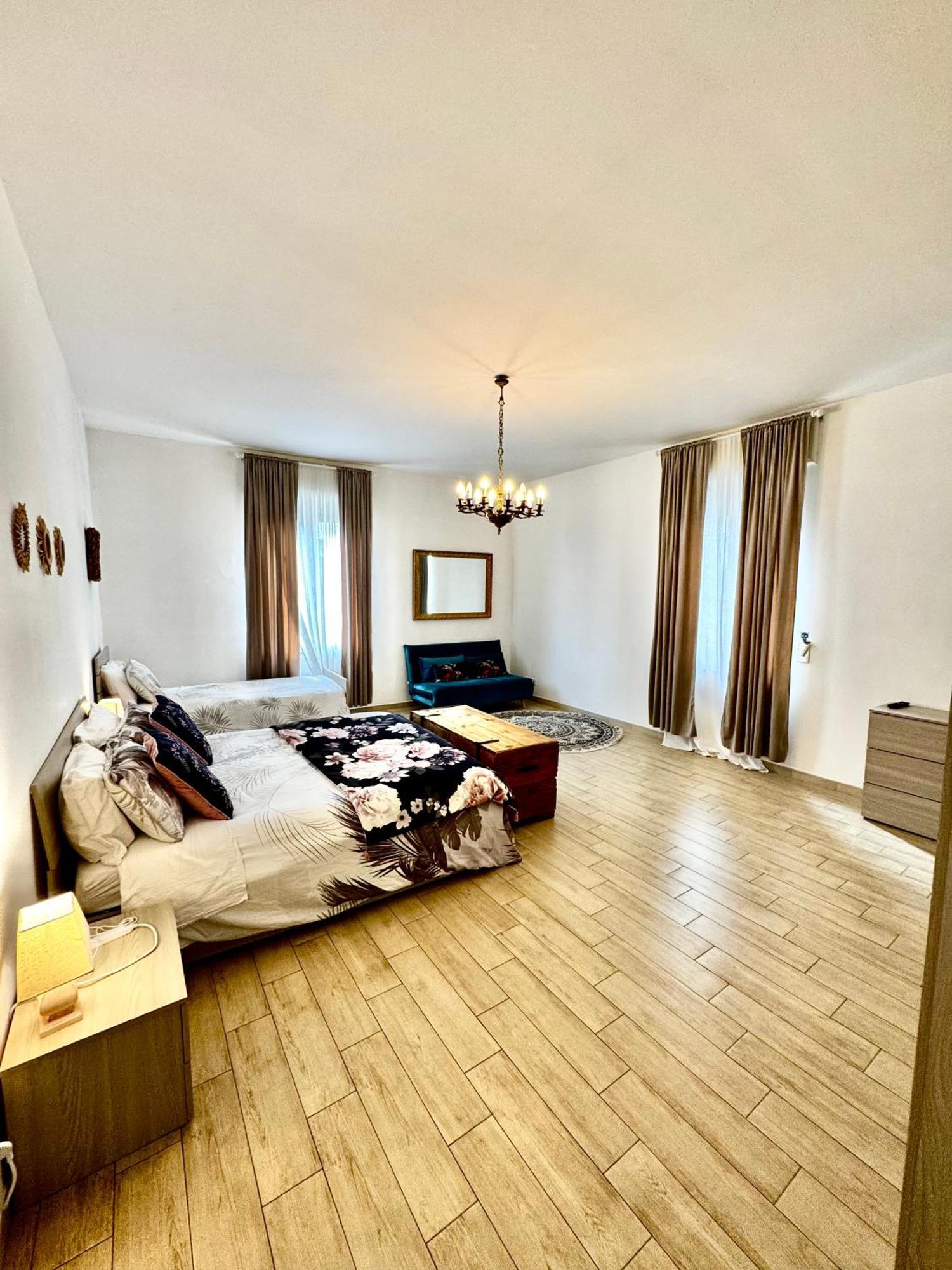 Апартаменты La Casa Di Sarah Aspetta Voi Неаполь Экстерьер фото