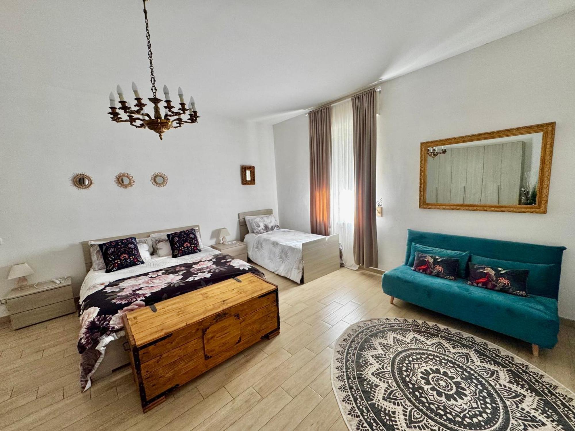 Апартаменты La Casa Di Sarah Aspetta Voi Неаполь Экстерьер фото